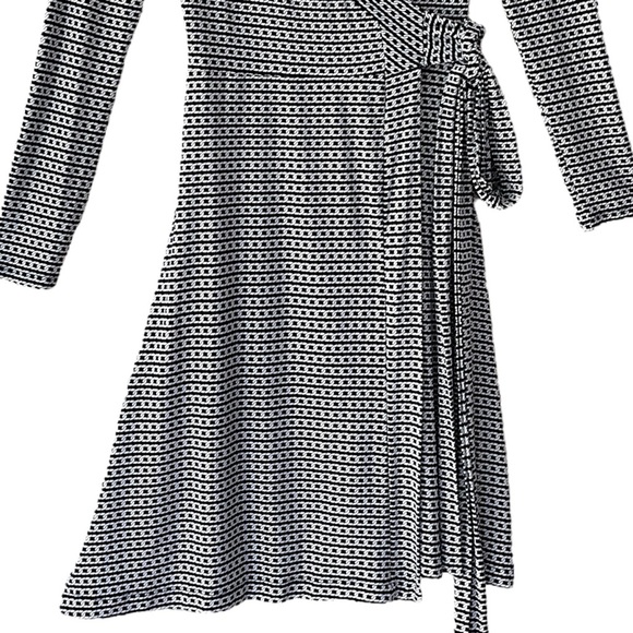 BANANA REPUBLIC | NWOT LONG SLEEVE WRAP DRESS NAVY BLUE & WHITE CHAIN LINK | XS - Picture 7 of 12